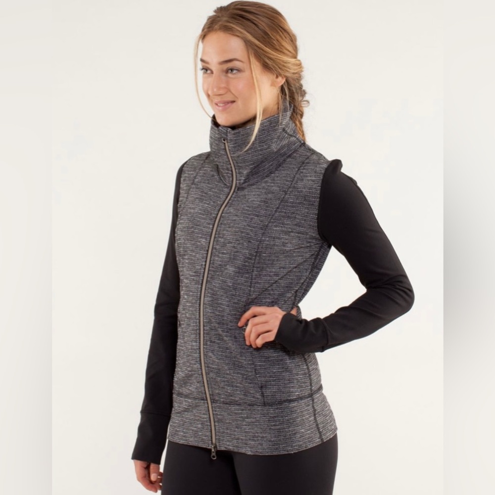 LULULEMON COCO PIQUE DAILY YOGA JACKET